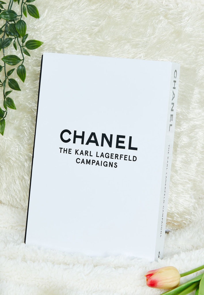 Chanel: The Karl Lagerfeld Campaigns