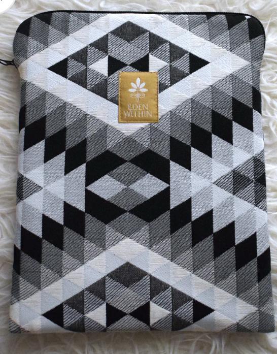 Tribal Black  Book sleeve - Kindle