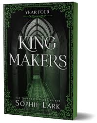 Kingmakers: Year Four (Deluxe Edition) (Sprayed Edges)