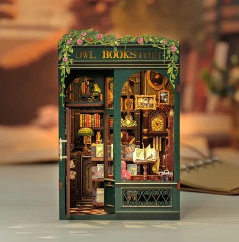 Book Nook - Owl Bookstore