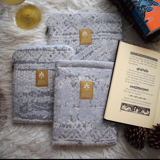 [ST01020020029] BlueClouds Book sleeve -Large